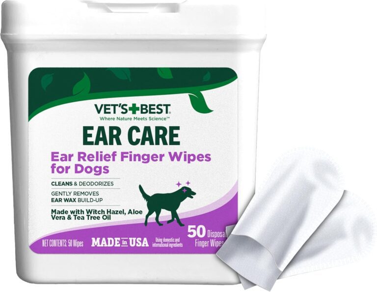 Vet's Best Ear Relief Finger Wipes | Ear Cleansing Finger Wipes for Dogs | Sooths & Deodorizes | 50 Disposable Wipes